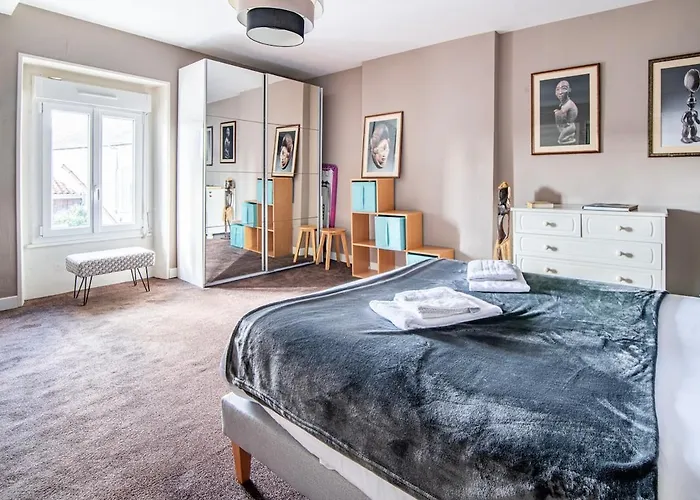 Le Vincennes, Simple Et Atypique ! * Cholet