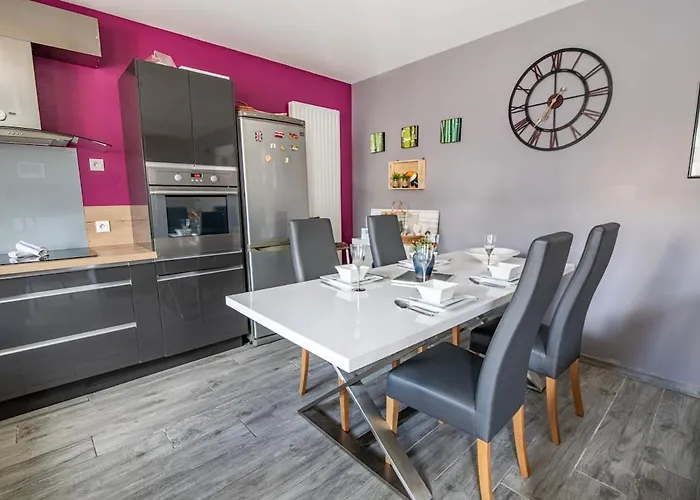 Le Vincennes, Simple Et Atypique ! 펜션 숄레