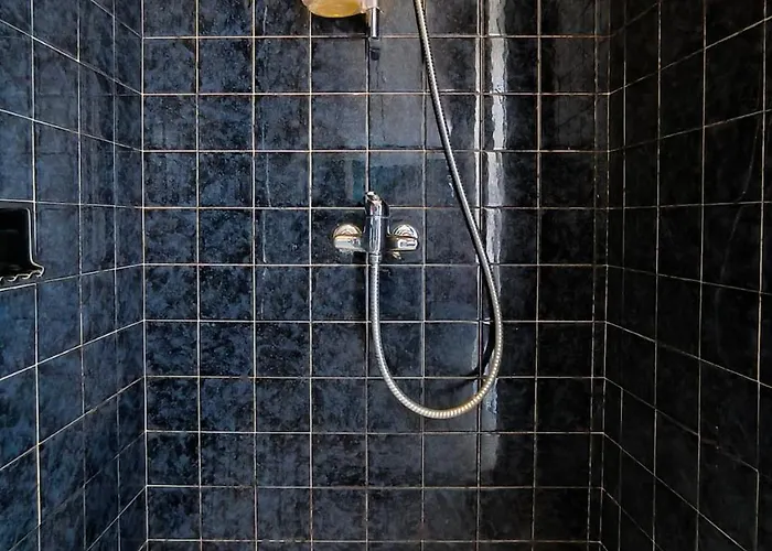 Le Vincennes, Simple Et Atypique ! 펜션 숄레